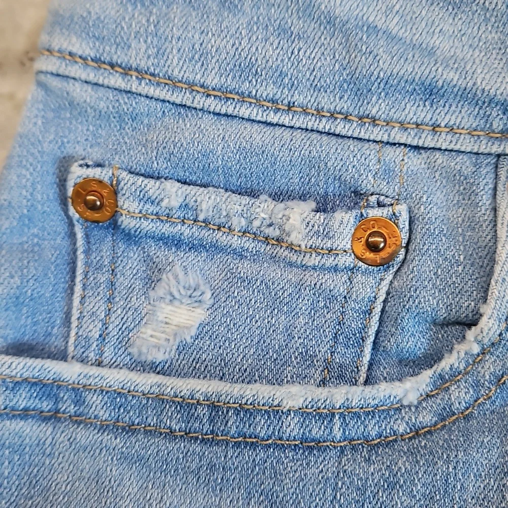 Levi’s Shorts 24 Denim Jean High Rise Waist Raw Hem Womens Light Wash Boho NWT